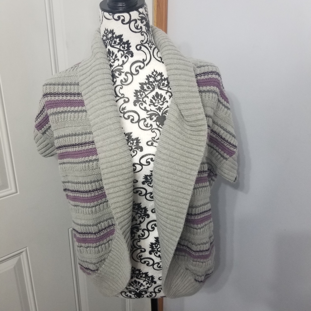 Sonoma Gray size medium cardigan sweater